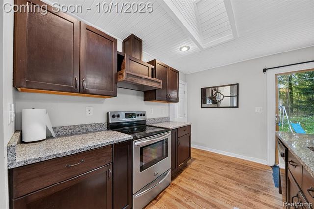 4595 Webberdale Drive, Holly, MI 48442