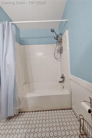4595 Webberdale Drive, Holly, MI 48442