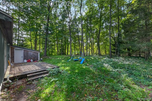 4595 Webberdale Drive, Holly, MI 48442