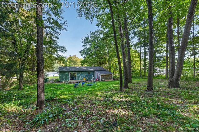 4595 Webberdale Drive, Holly, MI 48442