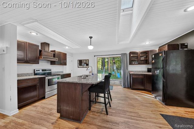 4595 Webberdale Drive, Holly, MI 48442