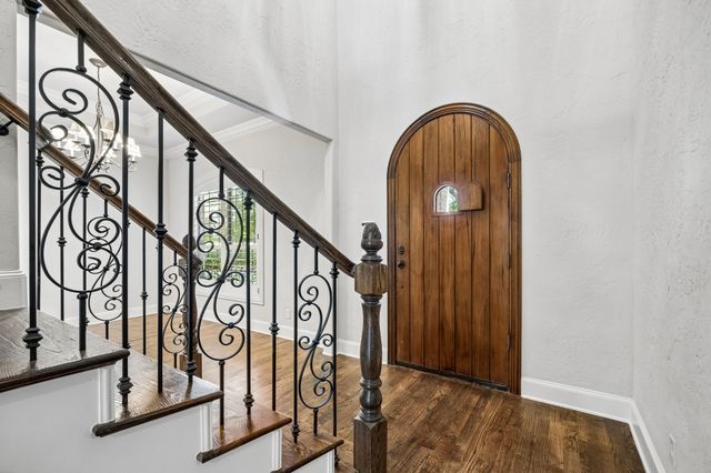 7202 Casa Loma Avenue, Dallas, TX 75214