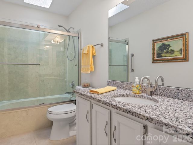 136 Deerlake Drive, Asheville, NC 28803