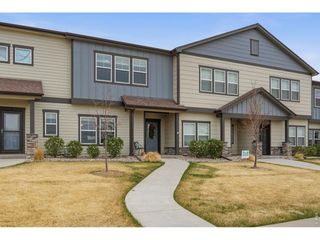 1692 Grand Ave #2, Windsor, CO 80550