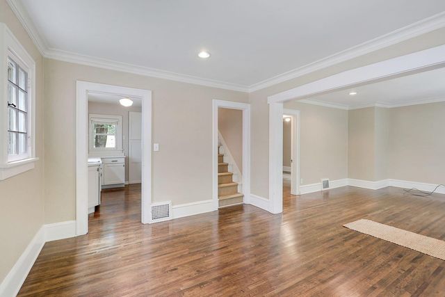 5248 Beard Avenue S, Minneapolis, MN 55410
