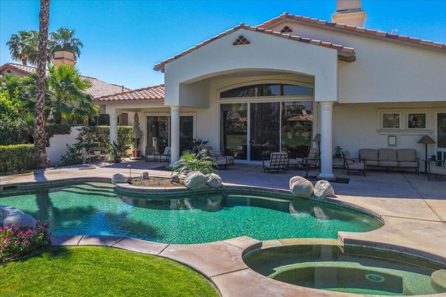 48610 Vista Estrella, La Quinta, CA 92253