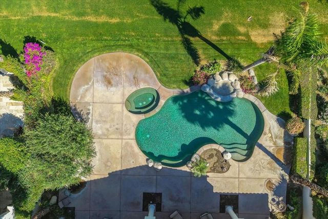 48610 Vista Estrella, La Quinta, CA 92253