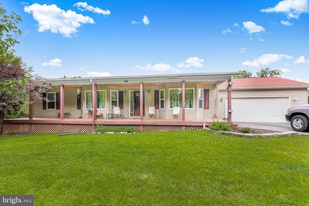 Image of property listing at 747 MCGLAUGHLIN RD, Fairfield, PA 17320