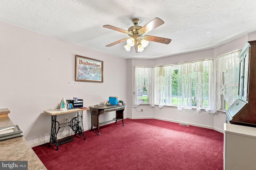 Image 22 of property listing at 747 MCGLAUGHLIN RD, Fairfield, PA 17320