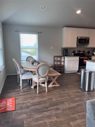 3704 Allegiance Ave, Lago Vista, TX 78645