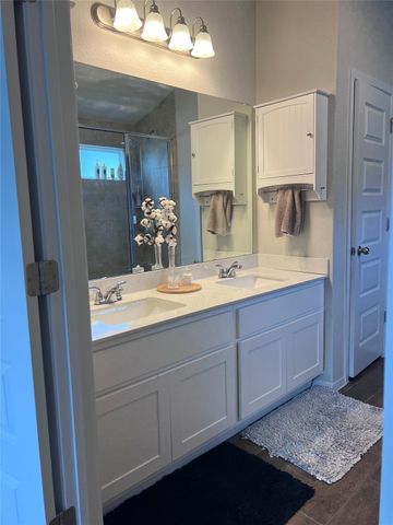 3704 Allegiance Ave, Lago Vista, TX 78645