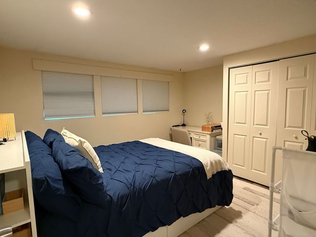 92 Shepards Knoll Drive 92, Hamden, CT 06514