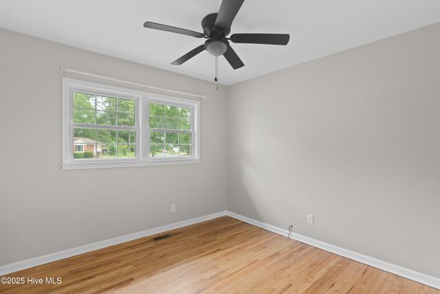 2517 Country Club Road, Jacksonville, NC 28546