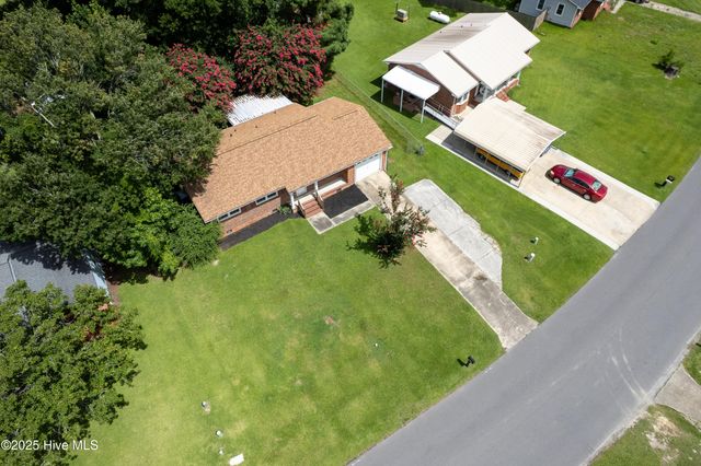2517 Country Club Road, Jacksonville, NC 28546