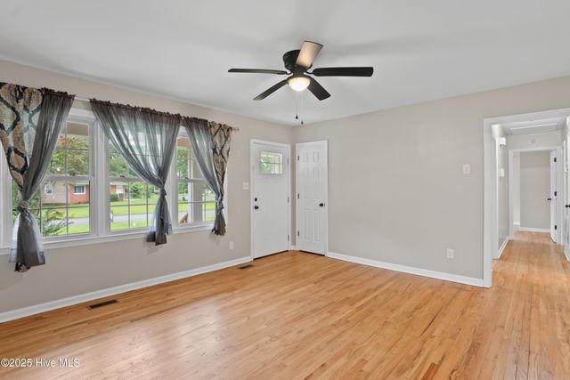 2517 Country Club Road, Jacksonville, NC 28546