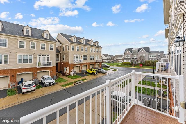 42558 SUNSET RIDGE SQ, Ashburn, VA 20148