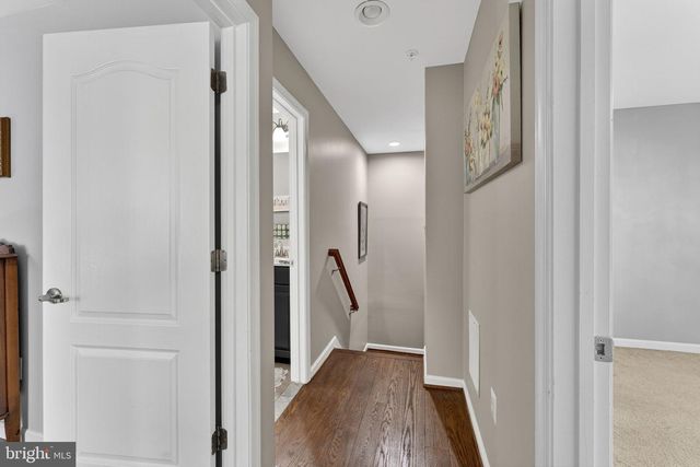 42558 SUNSET RIDGE SQ, Ashburn, VA 20148