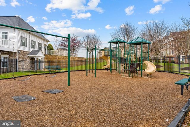 42558 SUNSET RIDGE SQ, Ashburn, VA 20148