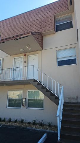 1560 W 46th St 244, Hialeah, FL 33012
