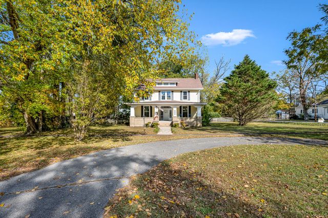 500 NE Atlantic St, Tullahoma, TN 37388