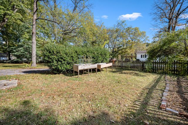 500 NE Atlantic St, Tullahoma, TN 37388