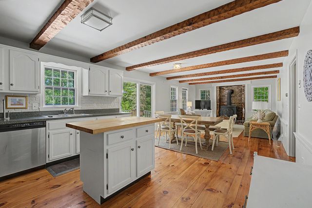 32 Indian Field Drive, East Dennis, MA 02641