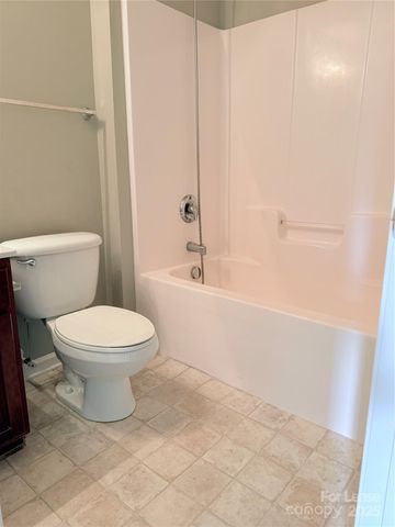 4917 Sunburst Lane, Charlotte, NC 28213