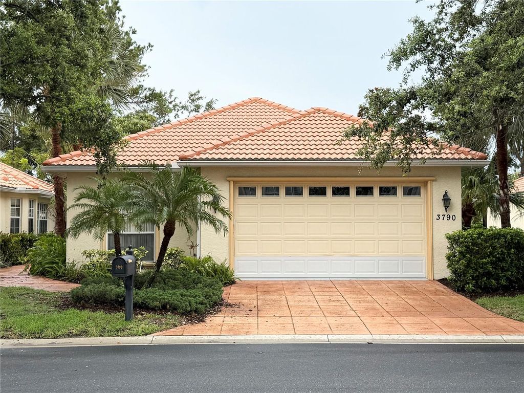 3790 CADBURY CIRCLE 40, Venice, FL 34293