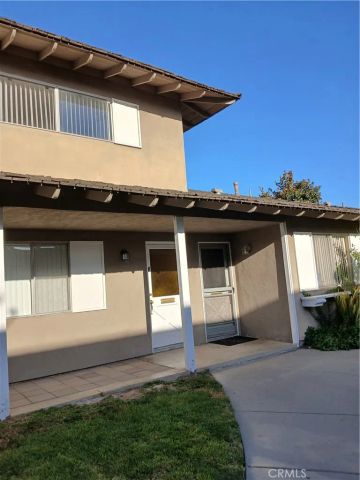 7561 Amazon Lane 3, Huntington Beach, CA 92647
