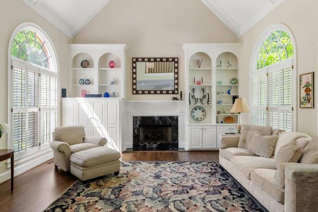 1347 Waterford Green Close, Marietta, GA 30068