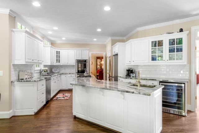 1347 Waterford Green Close, Marietta, GA 30068