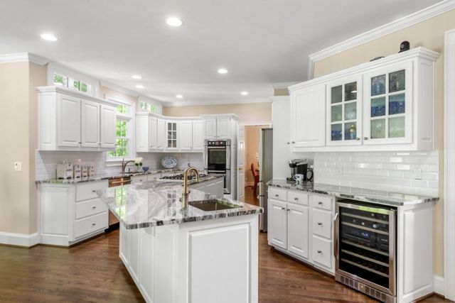 1347 Waterford Green Close, Marietta, GA 30068