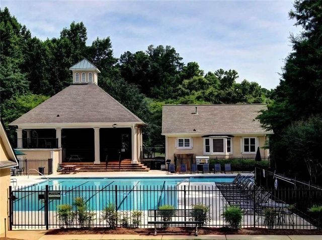 1347 Waterford Green Close, Marietta, GA 30068