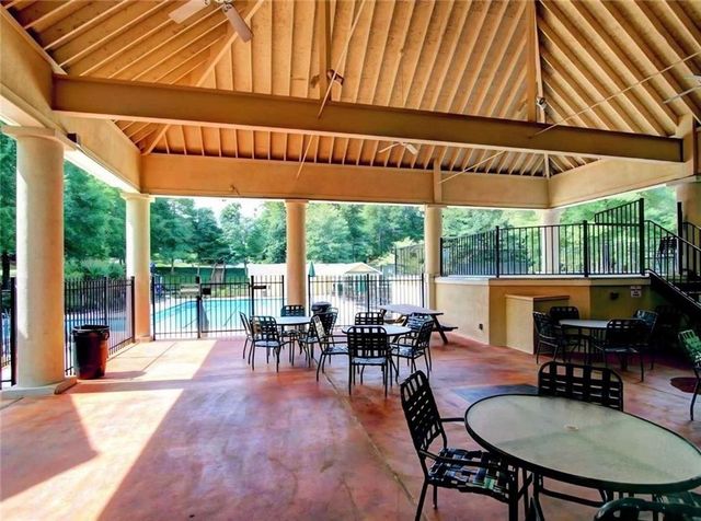 1347 Waterford Green Close, Marietta, GA 30068