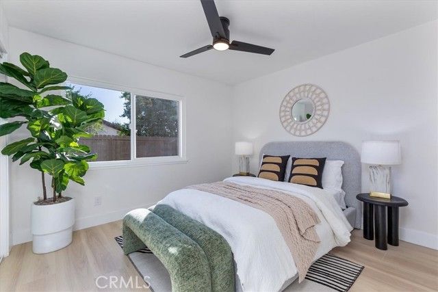 10900 Remmet Avenue, Chatsworth (los Angeles), CA 91311