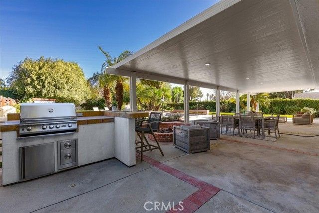 10900 Remmet Avenue, Chatsworth (los Angeles), CA 91311