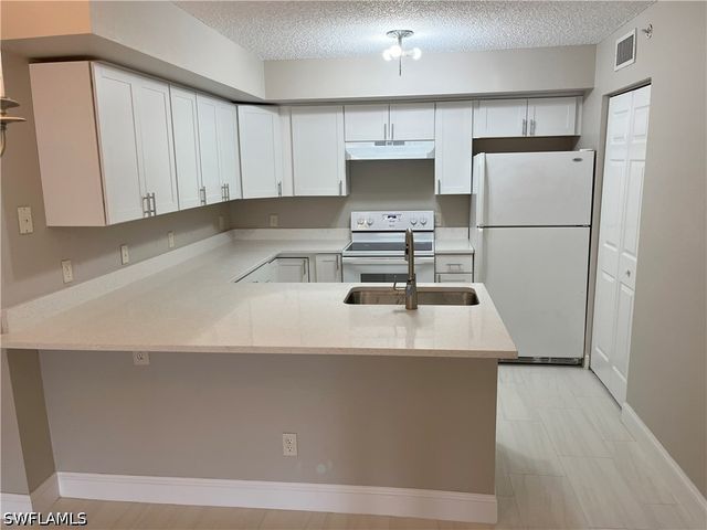 8735 River Homes LN 6-108, Bonita Springs, FL 34135