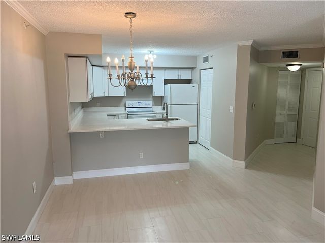 8735 River Homes LN 6-108, Bonita Springs, FL 34135