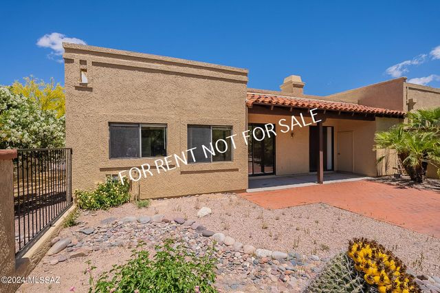 936 E Camino Diestro, Oro Valley, AZ 85704