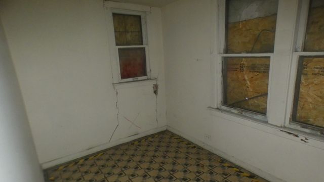 4053 Rose Avenue, Lyons, IL 60534