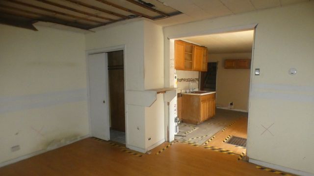 4053 Rose Avenue, Lyons, IL 60534