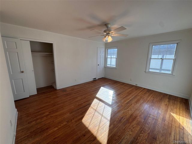 254-28 Walden Avenue, Great Neck, NY 11020