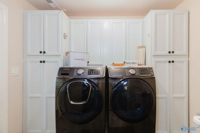 211 Ward Avenue NE, Huntsville, AL 35801
