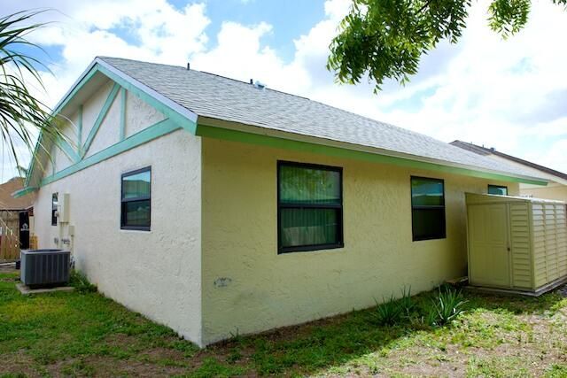 10551 Country Club Terrace, Boca Raton, FL 33428