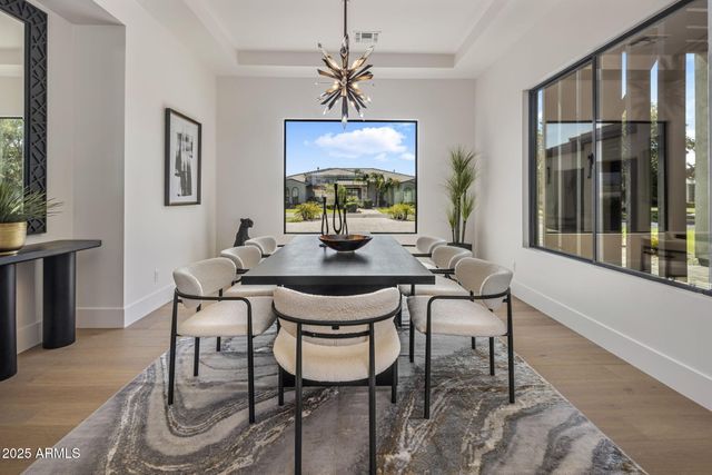 3374 E AQUARIUS Court, Chandler, AZ 85249