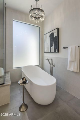 3374 E AQUARIUS Court, Chandler, AZ 85249