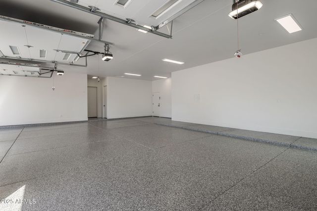 3374 E AQUARIUS Court, Chandler, AZ 85249