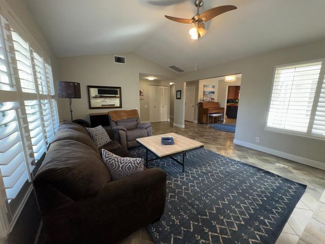 11174 Pit River Ct, Rancho Cordova, CA 95670