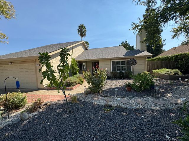 11174 Pit River Ct, Rancho Cordova, CA 95670