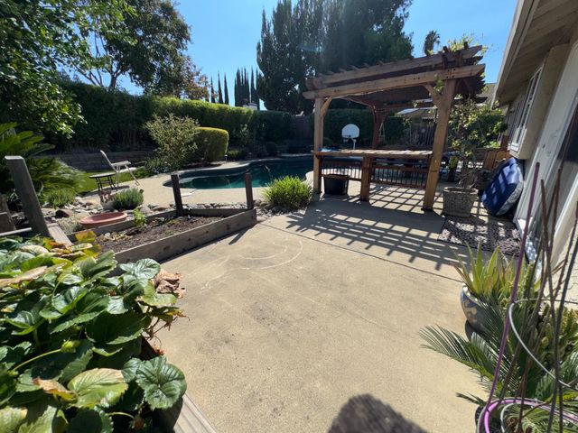11174 Pit River Ct, Rancho Cordova, CA 95670